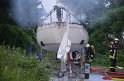 Feuer 1 Yacht explodiert Koeln Muelheim Hafen Muelheim P024